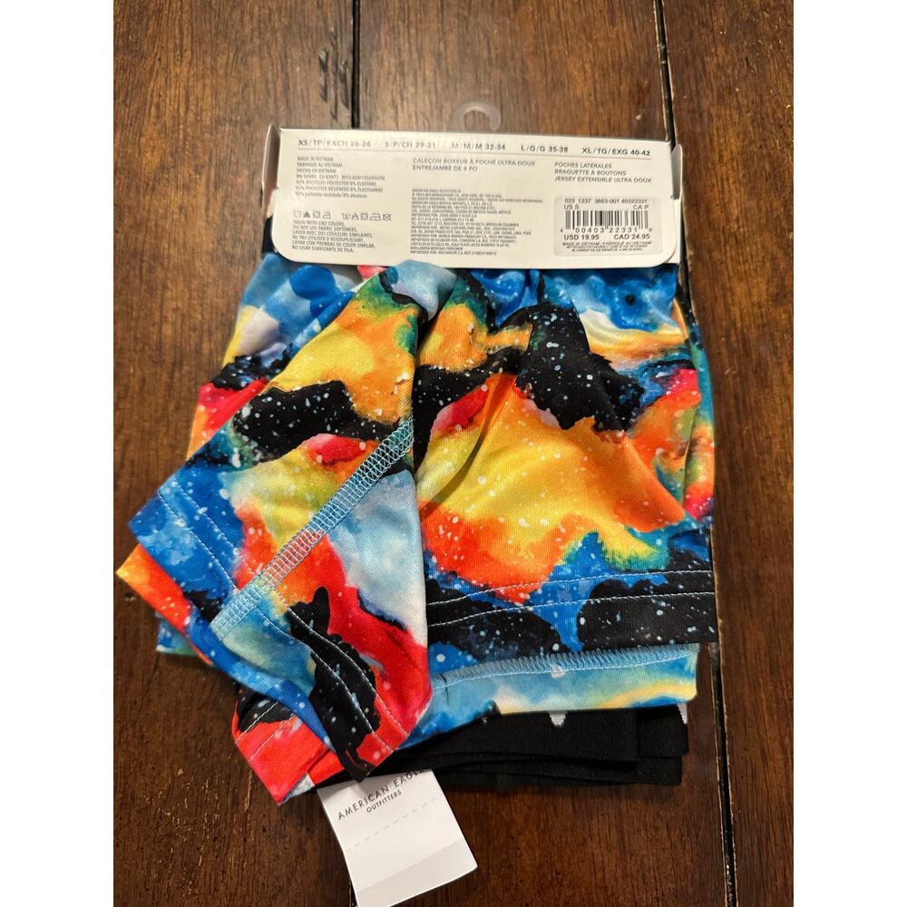 American Eagle Men's Multicolor 4" Ultra Soft Pocket Boxer Shorts Size Small NWT - Picture 2 of 2